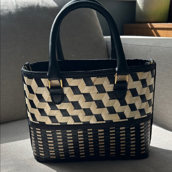 Handbags - Woven Black & Cream Tote Bag - Designer Style